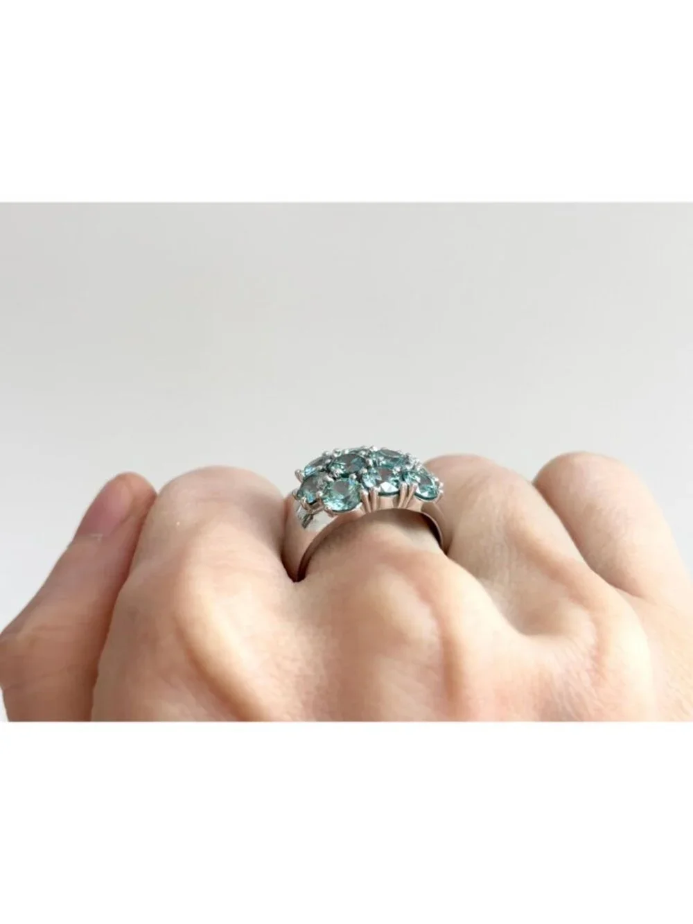 Blue Topaz Cluster Round Cut Gemstone Sterling Silver 925 Vintage Ring - sz 7.75